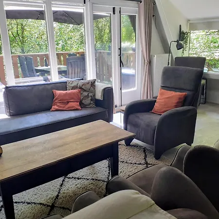Vakantiehuis Boshuis Nos Bohio
